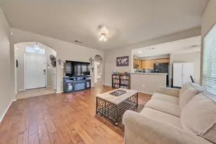605 E Ross St, Rockwall, TX 75087 - Photo 5