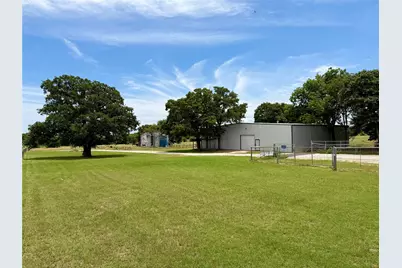 533 Redbird Lane, Bowie, TX 76230 - Photo 33