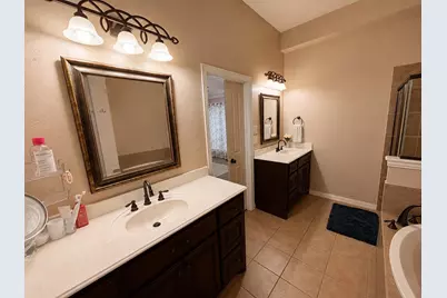 5801 Mira Lago Lane, Arlington, TX 76017 - Photo 11