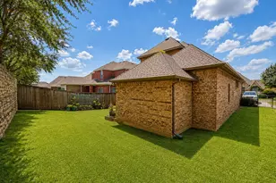 5801 Mira Lago Ln, Arlington, TX 76017 - Photo 15