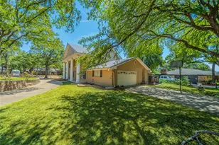 1202 Driftwood Dr, Euless, TX 76040 - Photo 27