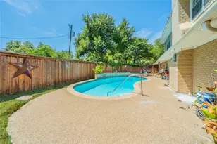 1202 Driftwood Dr, Euless, TX 76040 - Photo 29