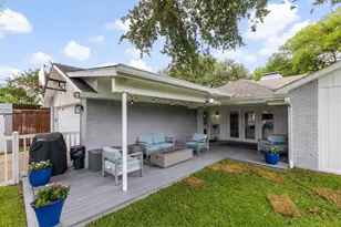 7830 La Sobrina Dr, Dallas, TX 75248 - Photo 21