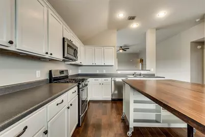 206 Spruce Trail, Forney, TX 75126 - Photo 9