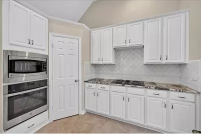 10307 Perkins Drive, Irving, TX 75063 - Photo 13