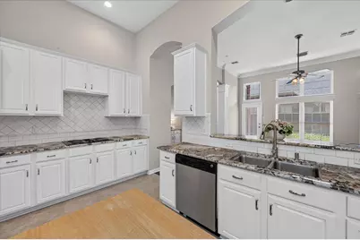 10307 Perkins Drive, Irving, TX 75063 - Photo 11