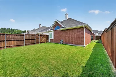 10307 Perkins Drive, Irving, TX 75063 - Photo 31