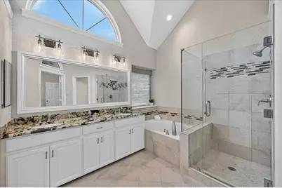 10307 Perkins Drive, Irving, TX 75063 - Photo 17