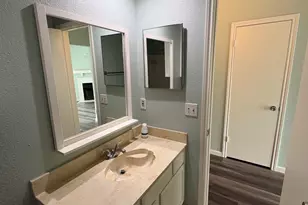 7340 Skillman St, Dallas, TX 75231 - Photo 11