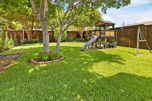 7617 La Risa Dr, Dallas, TX 75248 - Photo 35