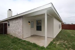 856 McCully St, White Settlement, TX 76108 - Photo 17