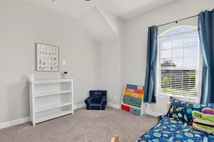 3455 Hidden Holw Dr, Grand Prairie, TX 76065 - Photo 17