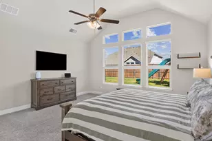 3455 Hidden Holw Dr, Grand Prairie, TX 76065 - Photo 19