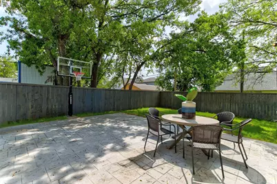 2928 Livingston Avenue, Fort Worth, TX 76110 - Photo 25