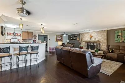 3802 Yellowstone Street, Irving, TX 75062 - Photo 5