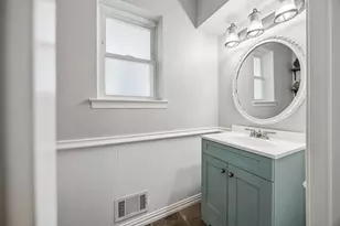9435 Hunters Creek Dr, Dallas, TX 75243 - Photo 29