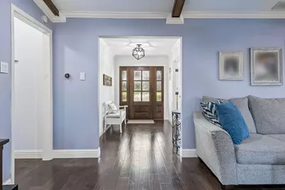 9435 Hunters Creek Drive, Dallas, TX 75243 - Photo 3