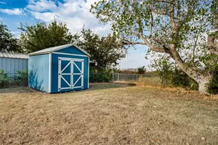 603 Co Rd 2133, Valley View, TX 76272 - Photo 29