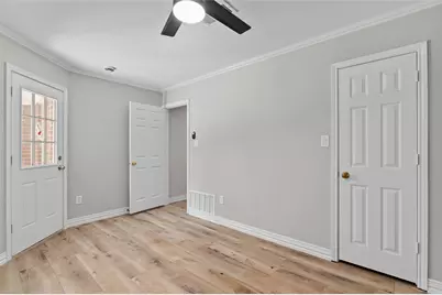 421 W Windsor Drive, Denton, TX 76207 - Photo 9