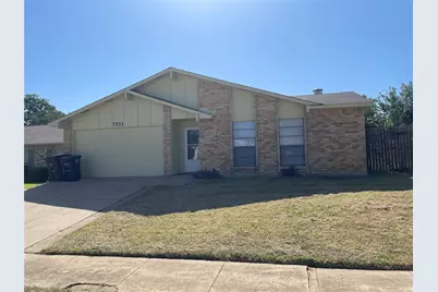 7533 Parkwood Lane, Fort Worth, TX 76133 - Photo 1