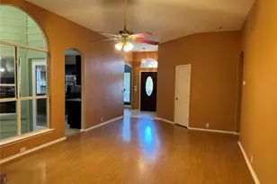 1236 Quaker Ln, Lewisville, TX 75077 - Photo 7
