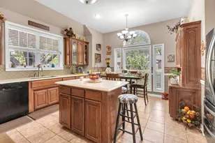 18 Red Bluff Ct, Mansfield, TX 76063 - Photo 7