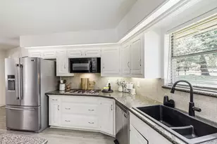 13436 Forestway Dr, Dallas, TX 75240 - Photo 15