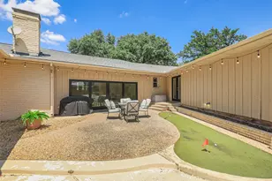 13436 Forestway Dr, Dallas, TX 75240 - Photo 33