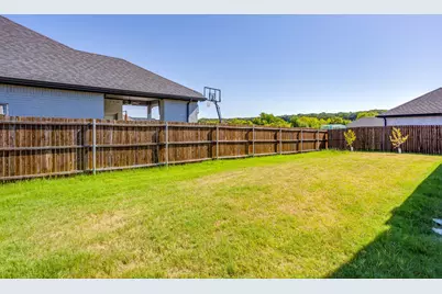 112 Everest Court, Burleson, TX 76028 - Photo 21