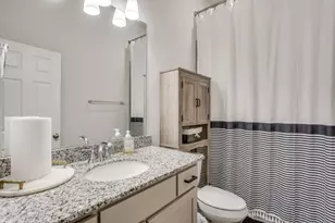 112 Everest Ct, Burleson, TX 76028 - Photo 13