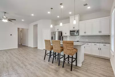 112 Everest Court, Burleson, TX 76028 - Photo 7
