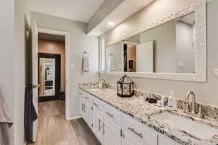 17628 Medina Dr, Dallas, TX 75287 - Photo 19