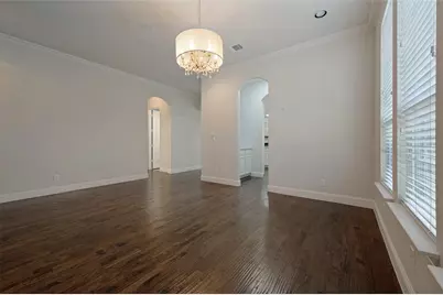 12908 Holbrook Drive, Farmers Branch, TX 75234 - Photo 5
