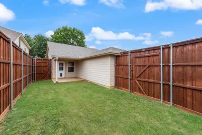 9005 Stewart Street, Cross Roads, TX 76227 - Photo 17