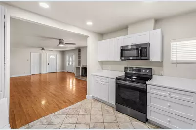 3524 N 27th Street, Waco, TX 76708 - Photo 9