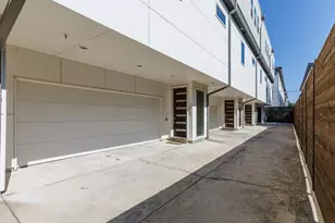 5711 Bryan Pkwy, Dallas, TX 75206 - Photo 3