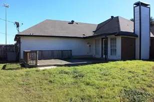 1303 S 5th St, Midlothian, TX 76065 - Photo 9