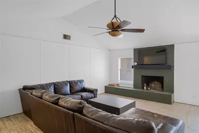 1212 4th Street, Granbury, TX 76048 - Photo 7