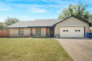1212 Fourth St, Granbury, TX 76048 - Photo 1