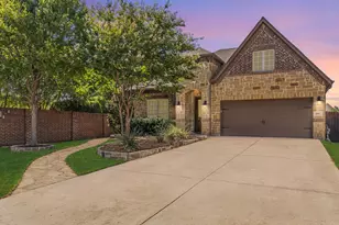 401 Middleton Dr, Roanoke, TX 76262 - Photo 1