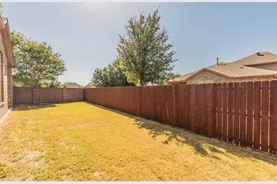 401 Middleton Drive, Roanoke, TX 76262 - Photo 31