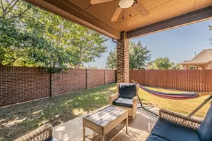401 Middleton Dr, Roanoke, TX 76262 - Photo 35