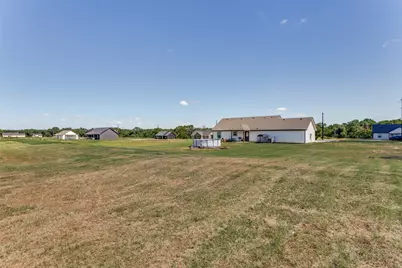 205 Altom Road, Springtown, TX 76082 - Photo 25