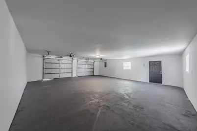 1546 Oakbrook Street, Lancaster, TX 75134 - Photo 39