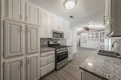 1546 Oakbrook Street, Lancaster, TX 75134 - Photo 15
