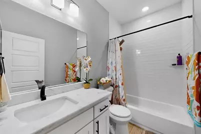 1901 Avenue E, Grand Prairie, TX 75051 - Photo 5