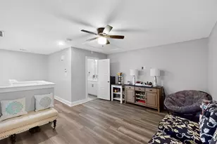 1901 Avenue E, Grand Prairie, TX 75051 - Photo 15