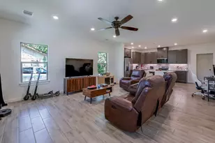305 W Fifth St, Maypearl, TX 76064 - Photo 7