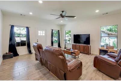 305 W 5th Street, Maypearl, TX 76064 - Photo 5
