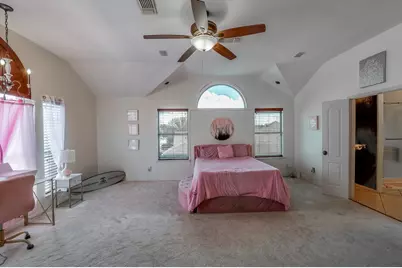 706 Gentry Drive, Arlington, TX 76018 - Photo 17